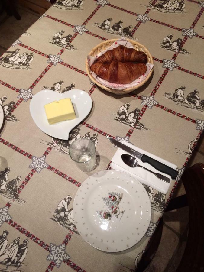 Bed and Breakfast La Grange De L'Errance Giron Exterior foto